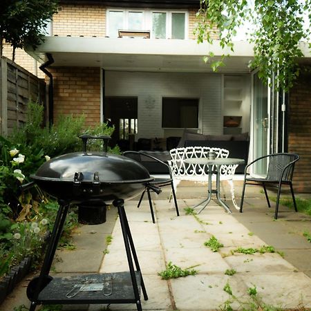 לונדון Shard View 3 Bed Entire Home מראה חיצוני תמונה