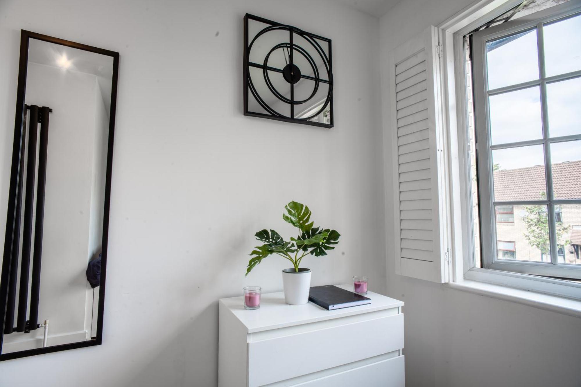 לונדון Shard View 3 Bed Entire Home מראה חיצוני תמונה