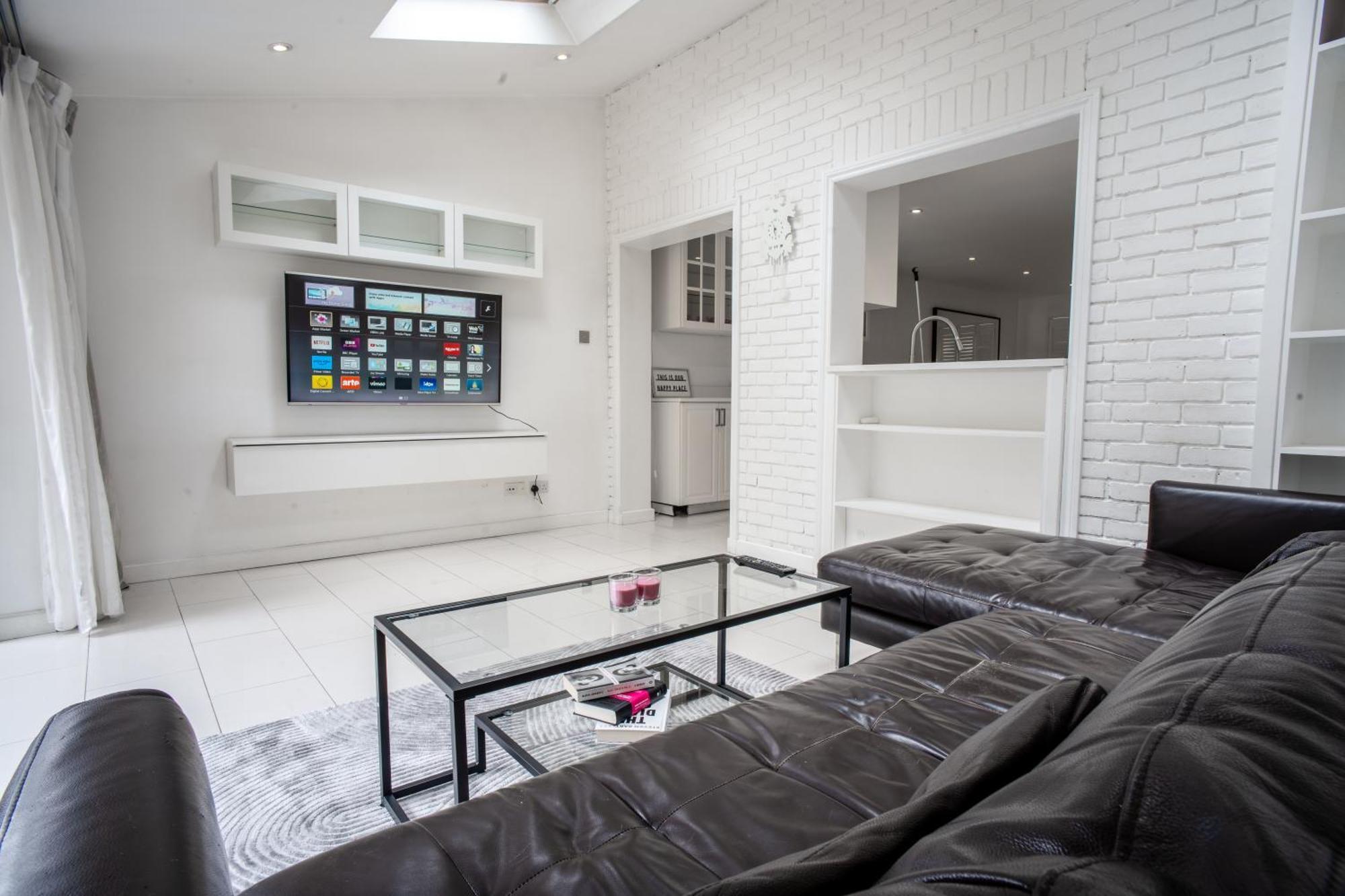 לונדון Shard View 3 Bed Entire Home מראה חיצוני תמונה