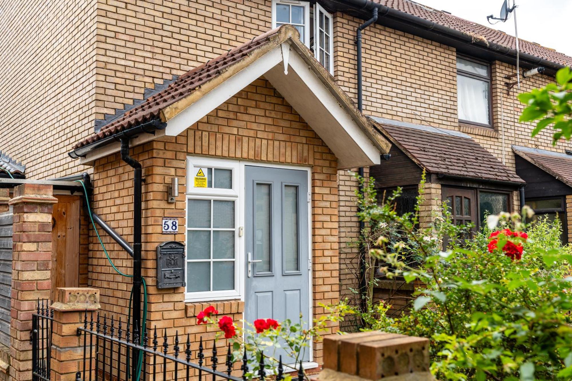 לונדון Shard View 3 Bed Entire Home מראה חיצוני תמונה